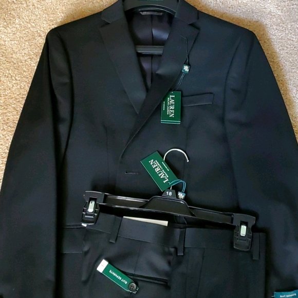 Ralph Lauren Other - Young Mens 2pcs suit size 18R